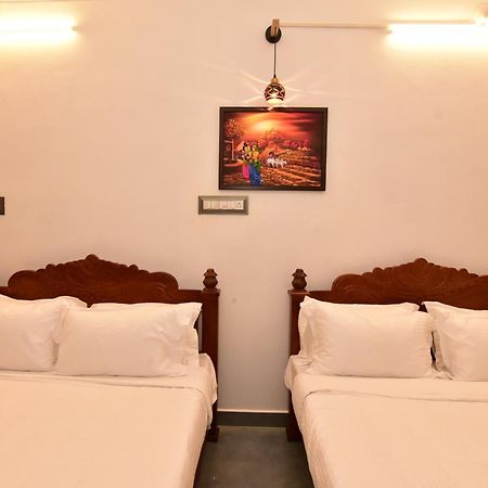 Chez Linda Home Stay Pondicherry Exterior foto